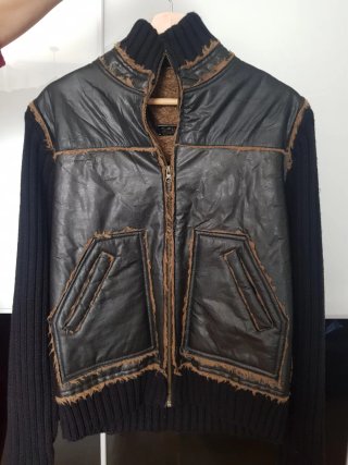 Chaqueta Lana Negra con Mangas Desmontables