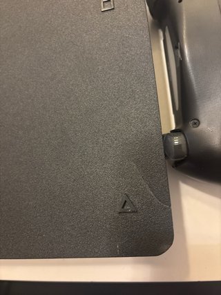 PS4 + FIFA 19, 20, 21, 24 + 2 Controller