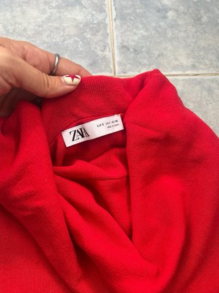 Top Zara Rojo Hombros Descubiertos