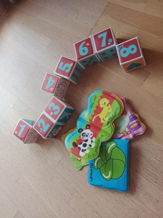 Lote de libros de plástico para bebés