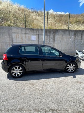 Volkswagen Golf 2004