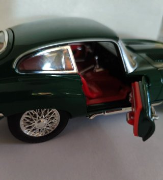 Jaguar E Type 1962