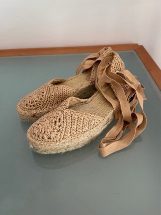 Alpargatas Stradivarius Beige