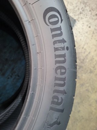 2 Neumáticos 245/45 R18 Continental