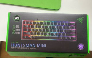 Tastiera Huntsman mini e mouse SteelSeries Aerox 3