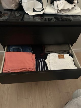 Comoda Negra Ikea 4 cajones