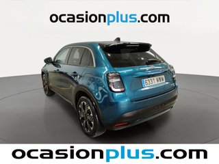 Fiat 600 1.2 MHEV La prima DDCT 74 kW (100 CV)