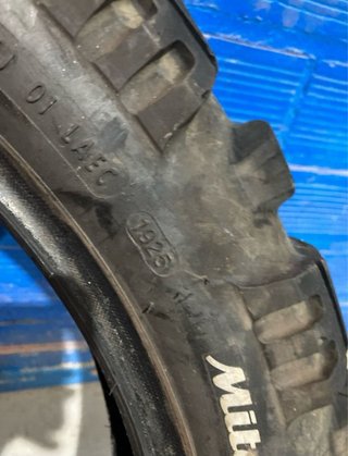 Neumático Mitas 150/70 R18
