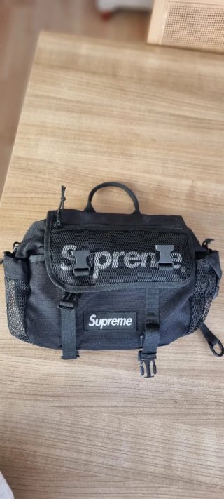 Bolso Supreme Negro Multicolor