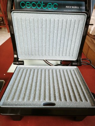 Cecotec Rock'n Grill 1000W Tostadora