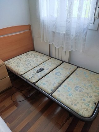 Cama articulada eléctrica de 90 en perfecto estado