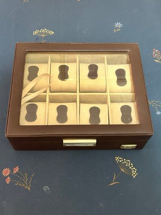 Estuche para relojes. Perfecto Estado.