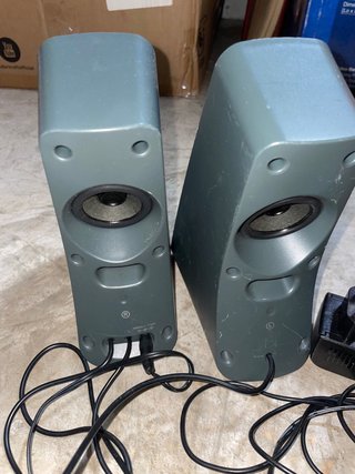 Altavoces Logitech Z320 Negros