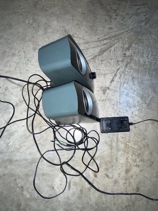Altavoces Logitech Z320 Negros