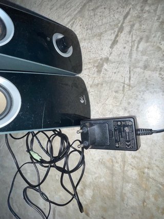 Altavoces Logitech Z320 Negros