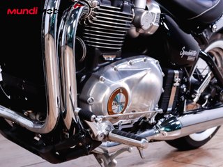 TRIUMPH BONNEVILLE 1200 SPEEDMASTER CHROME EDITIO