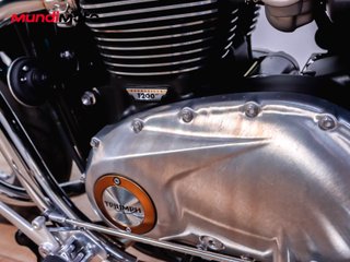TRIUMPH BONNEVILLE 1200 SPEEDMASTER CHROME EDITIO