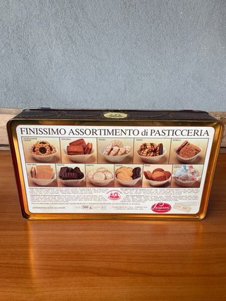 Scatola Latta Vintage biscotti Lazzaroni ‘80
