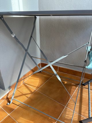Conjunto mesa y sillas terraza/balcón