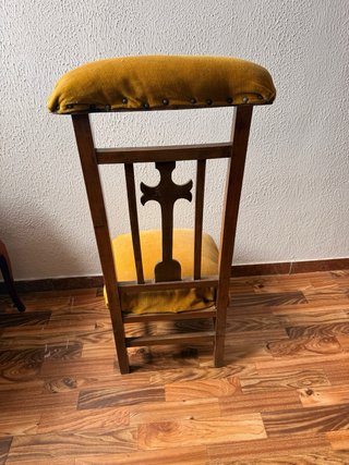 Reclinatorio antiguo madera y terciopelo