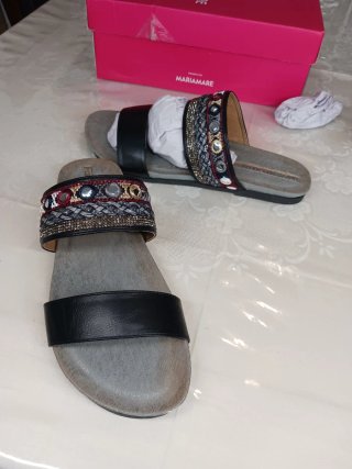 Sandalias MARIAMARE negras y multicolor