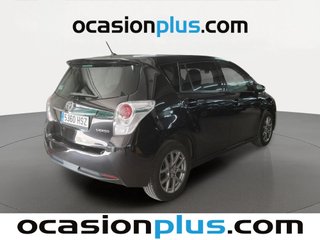 Toyota Verso 130 Advance 97 kW (132 CV)