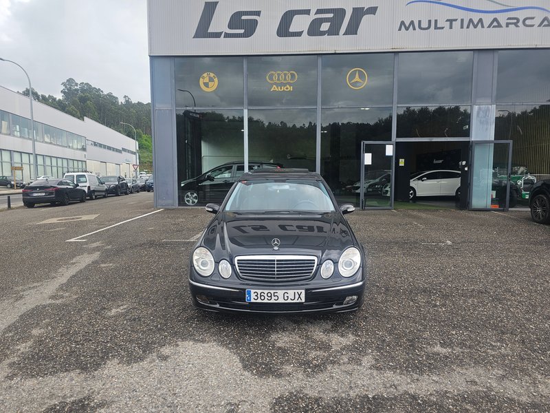 Mercedes-Benz Clase E 2004, foto 2