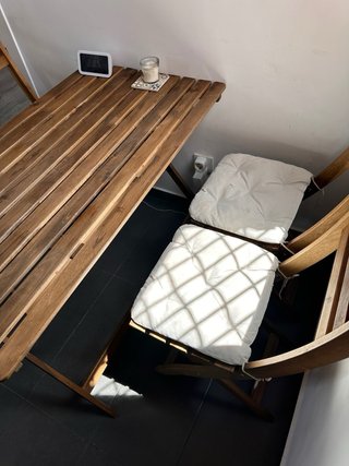 Conjunto mesa y 4 sillas madera ikea