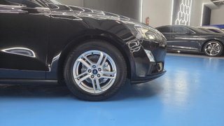 Ford Focus 1.0 Ecoboost 74kW Trend