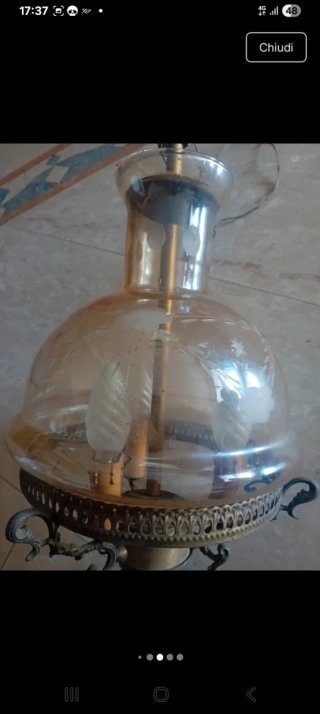 Lampadario vintage campana in vetro ambrato
