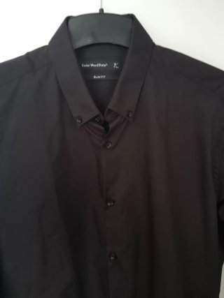 Camisa Negra Talla S Slim Fit Cedar Wood State