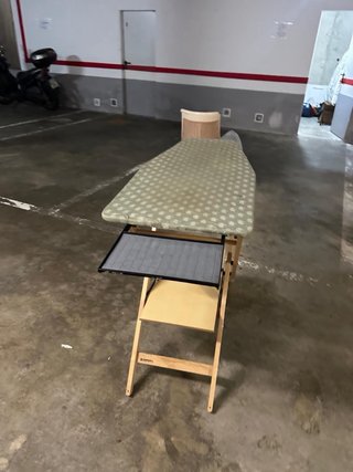 Tabla de planchar de madera plegable