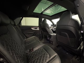 Audi Q8 55TFSI BLACK LIMITED S LINE
