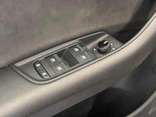 Audi Q8 55TFSI BLACK LIMITED S LINE