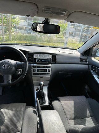 Toyota Corolla 2004