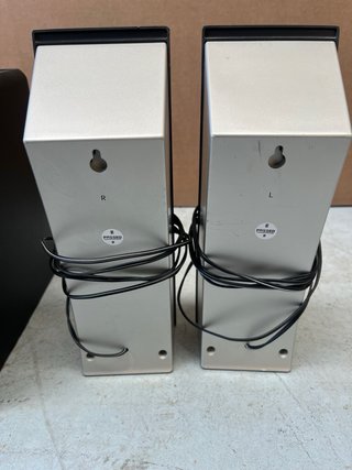 Altavoces Hercules 2.1 con Subwoofer y Control