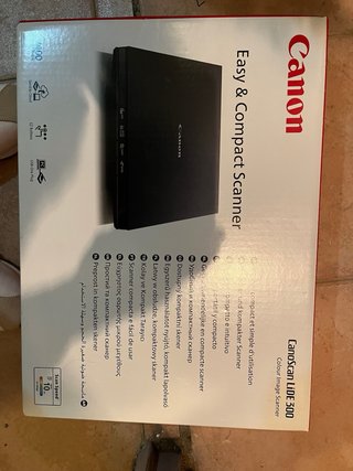 Canon CanoScan LiDE 300 Escáner Compacto