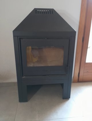 Chimenea Lacunza Napoli Hierro Negro muy poco uso