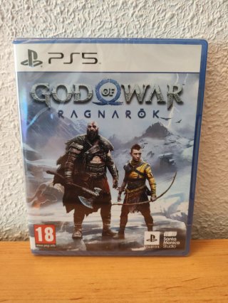 PS5 con lector + 3 Juegos Precintados + Caja.