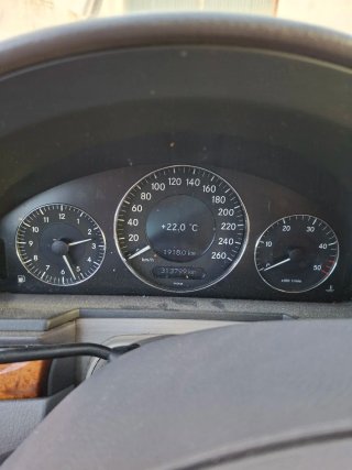 Mercedes-Benz Clase E 2005