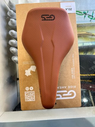 Sillín GES  Zela Marrón 143mm
