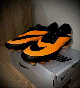 Nike Hypervenom Talla 40 Negro Naranja