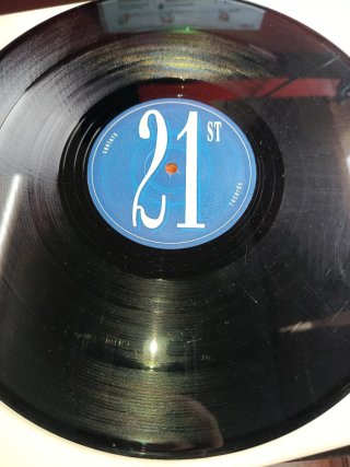 VG+ Radiorama Let Me Be