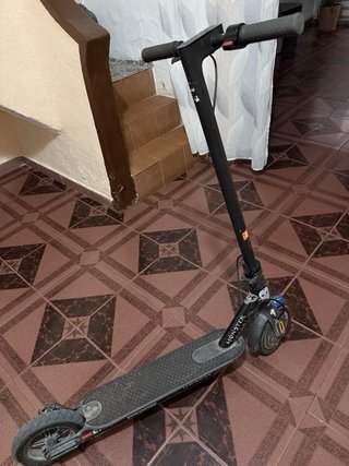 Patinete Eléctrico Negro