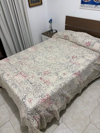Elegante coperta corredo pizzo floreale
