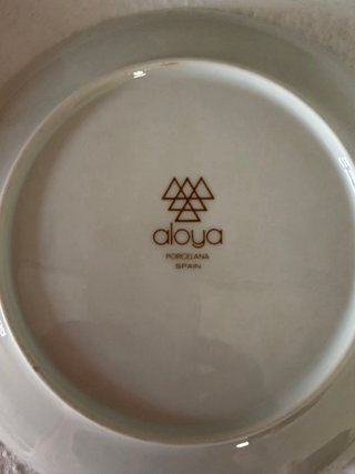 Vajilla porcelana floral antigua