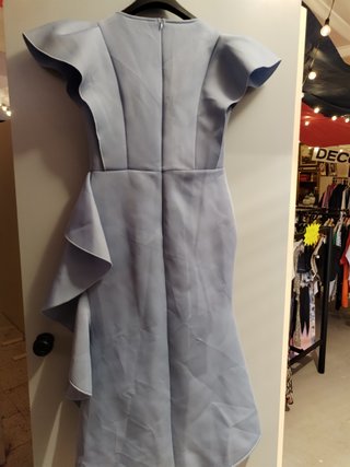 Vestido fiesta azul celeste volantes