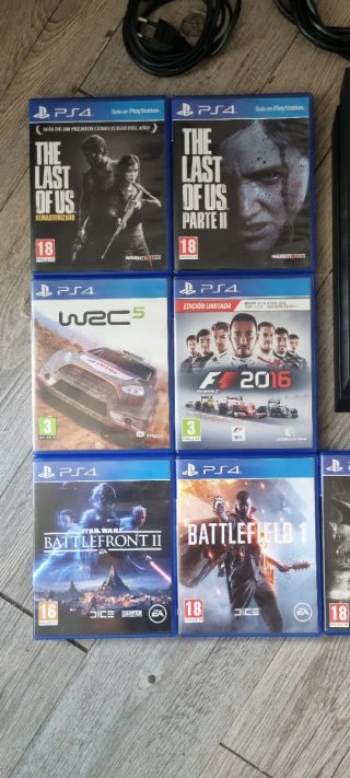 PS4 (PlayStation 4) + 2 Mandos + Juegos