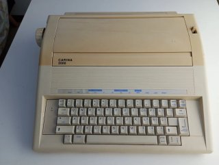 Máquina de escribir Carina 2000