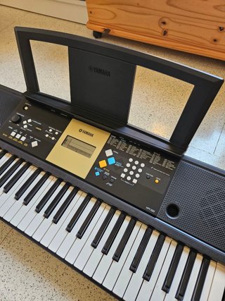 Piano Digitale Yamaha YPT-220